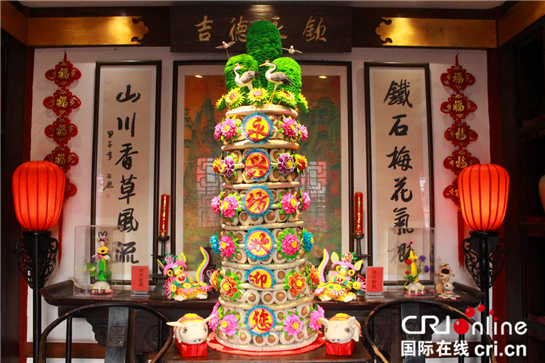 “網(wǎng)紅”經(jīng)濟(jì)背后的西安永興坊:用街區(qū)承載非遺民俗 用傳統(tǒng)點(diǎn)亮中國(guó)元素