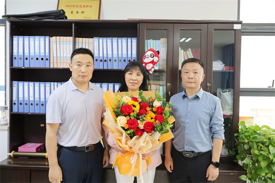 安康市中心血站開展“5·12”國際護士節(jié)慰問活動