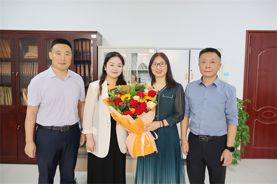 安康市中心血站開展“5·12”國際護士節(jié)慰問活動